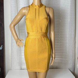 BEAUTIFUL YELLOW DRESS SPECIAL OCCASION! SIZE SMALL